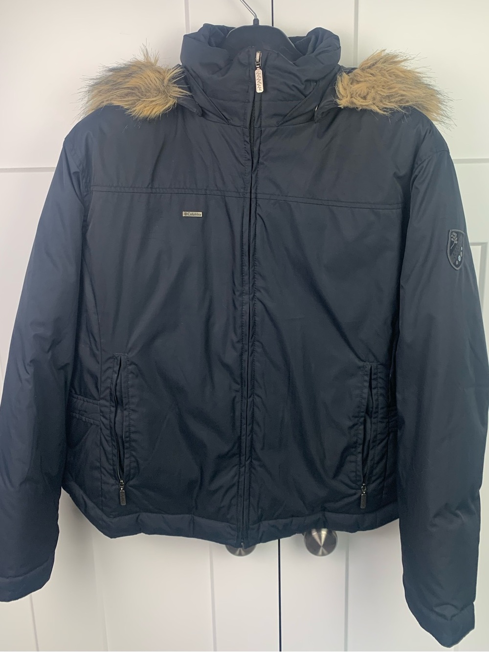 Columbia Women’s XL X.C.O. series insulated winter jacket Black Fur Lined Hood